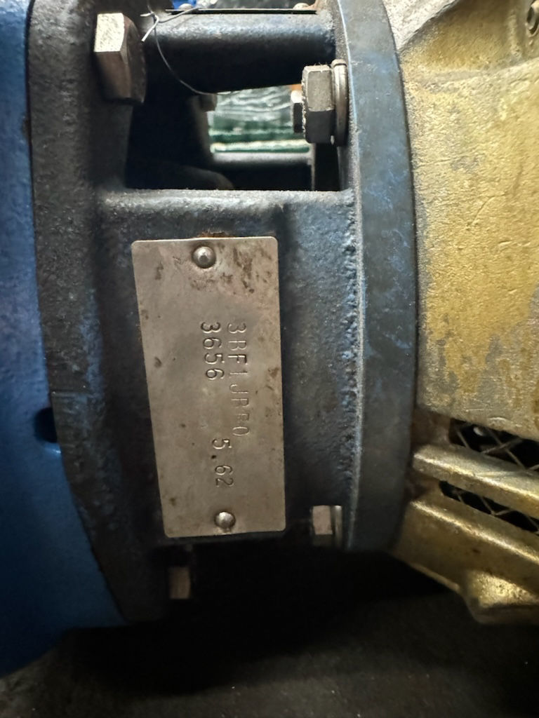 7001