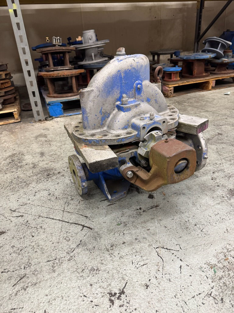 3160